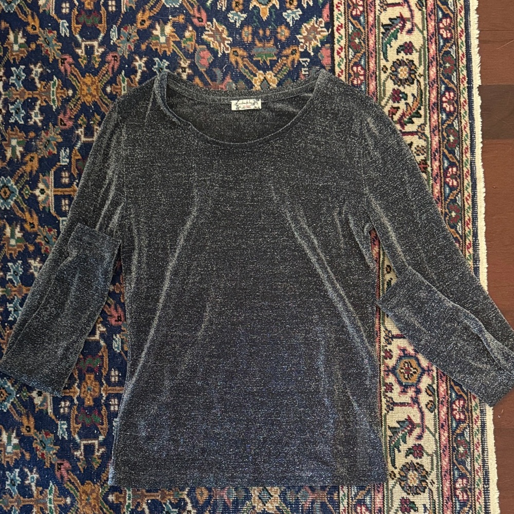 Shimmering Black/Gray Long Sleeve Top